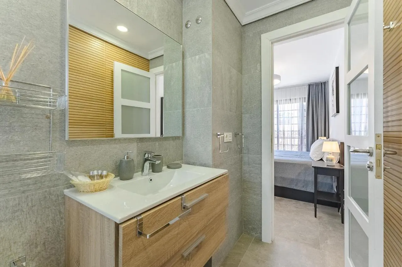 Townhouse With Three Bedrooms Costa Adeje  Apartment
