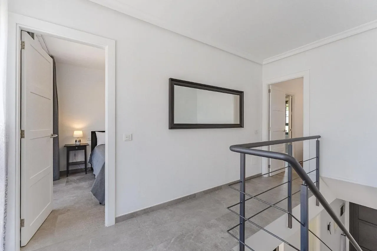 Townhouse With Three Bedrooms Costa Adeje  0*, Costa Adeje (Tenerife) Španělsko